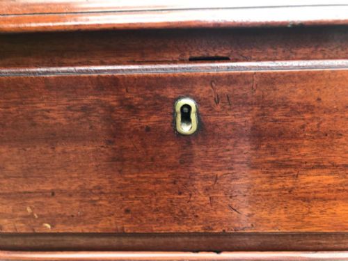 TALL GEORGIAN MAHOGANY CHEST OF DRAWERS - ADDITIONAL PHOTO 7