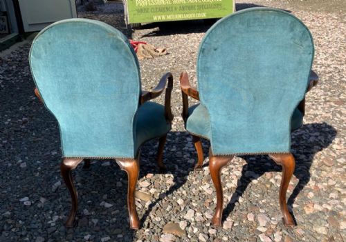 AN ANTIQUE PAIR OF WALNUT LIBRARY ARMCHAIRS - ADDITIONAL PHOTO 3