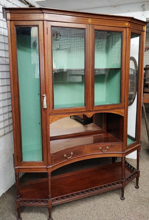 an edwardian inlaid arts and crafts display cabinet - CATEGORY: ANTIQUE CABINETS - DATED EDWARDIAN