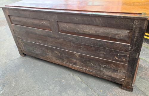 A FINE 18C NORTH COUNTRY OAK LOW DRESSER - ADDITIONAL PHOTO 5