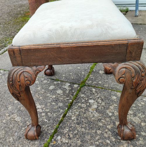 19C CARVED WALNUT BALL AND CLAW STOOL - ADDITIONAL PHOTO 3