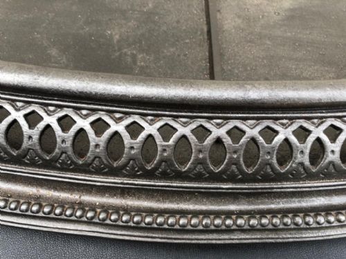 A FINE 19C CAST IRON FENDER - ADDITIONAL PHOTO 2