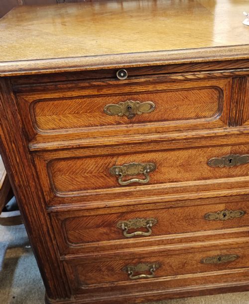 ANTIQUE FRENCH OAK CHEST OF DRAWERS WITH WRITING SLIDE - ADDITIONAL PHOTO 12