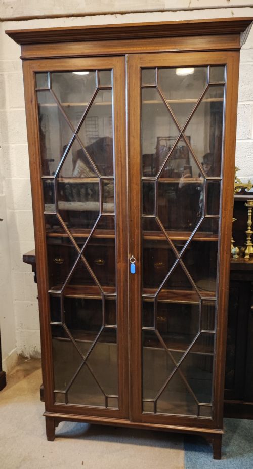 an quality antique mahogany inlaid 2 door bookcase or china cabinet - CATEGORY: ANTIQUE BOOKCASES - DATED 1900