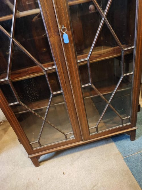 AN QUALITY ANTIQUE MAHOGANY INLAID 2 DOOR BOOKCASE OR CHINA CABINET - ADDITIONAL PHOTO 12