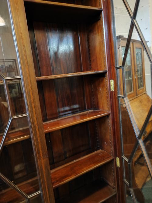 AN QUALITY ANTIQUE MAHOGANY INLAID 2 DOOR BOOKCASE OR CHINA CABINET - ADDITIONAL PHOTO 13