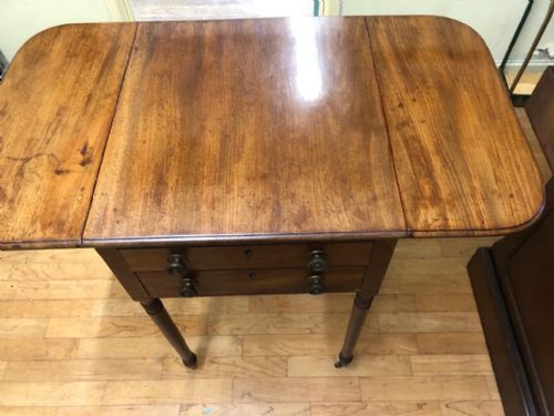 A SMALL REGENCY MAHOGANY PEMBROKE WORK TABLE OR LAMP SIDE TABLE - ADDITIONAL PHOTO 5