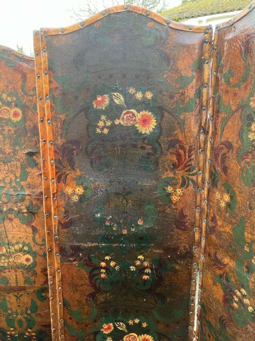 19C 4 FOLD LEATHER PAINTED SCREEN - ADDITIONAL PHOTO 4