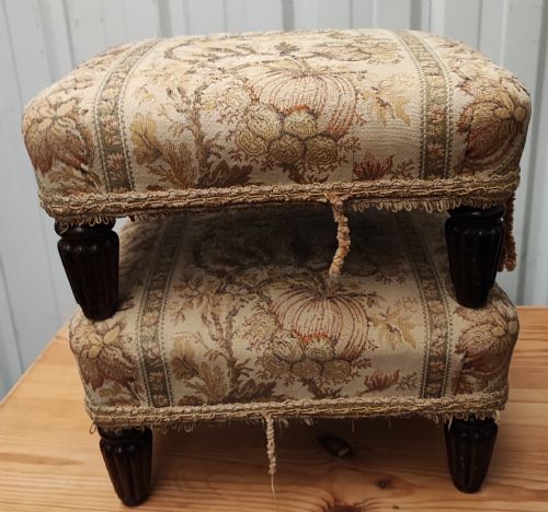 A PAIR OF REGENCY ROSEWOOD FOOT STOOLS - ADDITIONAL PHOTO 15