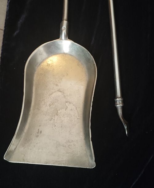 ANTIQUE SET OF 3 BRASS FIRE IRONS - ADDITIONAL PHOTO 1