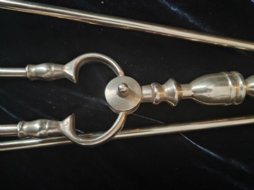 ANTIQUE SET OF 3 BRASS FIRE IRONS - ADDITIONAL PHOTO 5