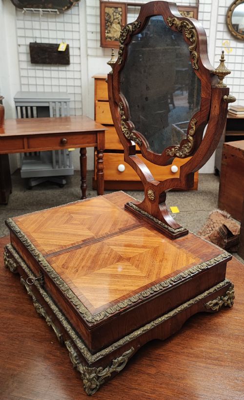 A FINE FRENCH KINGWOOD AND ORMOLU DRESSING MIRROR - ADDITIONAL PHOTO 15