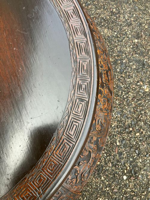 AN CHINESE ANTIQUE CIRCULAR COFFEE TABLE - ADDITIONAL PHOTO 1