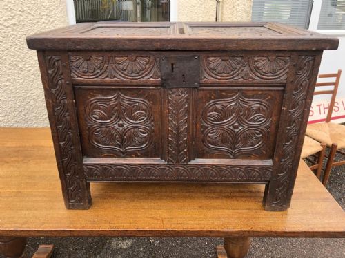 17c carved oak coffer - CATEGORY: ANTIQUE CHESTS - DATED 17TH CENTURY
