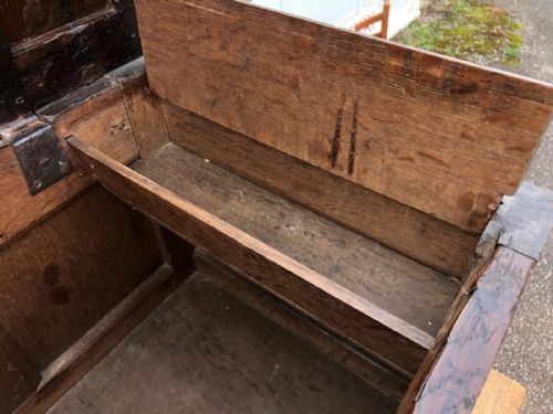 17C CARVED OAK COFFER - ADDITIONAL PHOTO 11