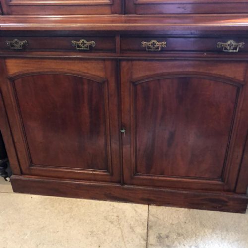 AN ANTIQUE MAHOGANY 2 DOOR BOOKCASE - ADDITIONAL PHOTO 12