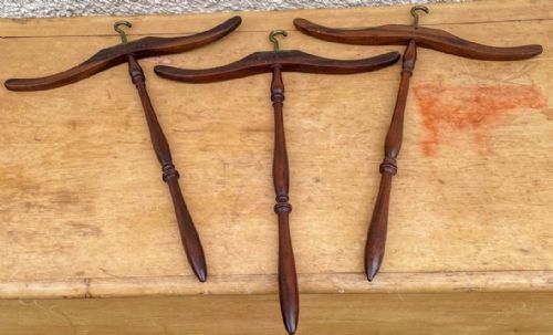 regency set of 3 mahogany and brass wig and gown hangers - CATEGORY: ANTIQUE MISCELLANEOUS - DATED REGENCY