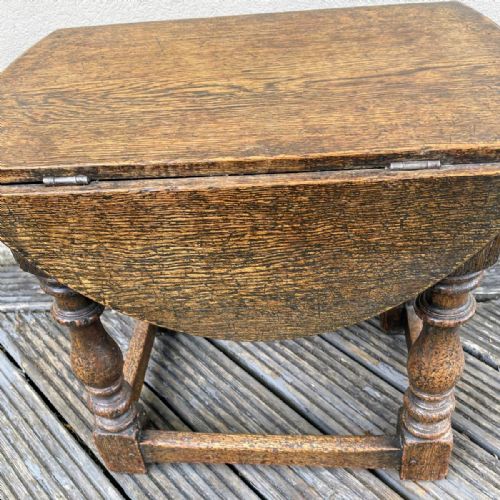 ANTIQUE OAK JOINT STOOL COFFEE TABLE WITH DROP FLAPS - ADDITIONAL PHOTO 1