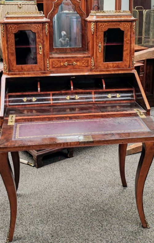 SUPERB VICTORIAN LADIES BURR WALNUT DESK - ADDITIONAL PHOTO 17