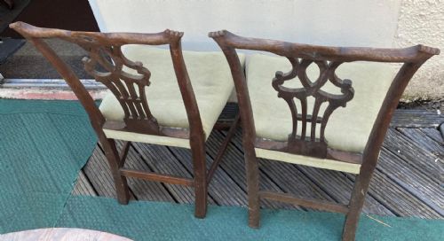 A PAIR OF GEORGIAN MAHOGANY SIDE CHAIRS - ADDITIONAL PHOTO 2