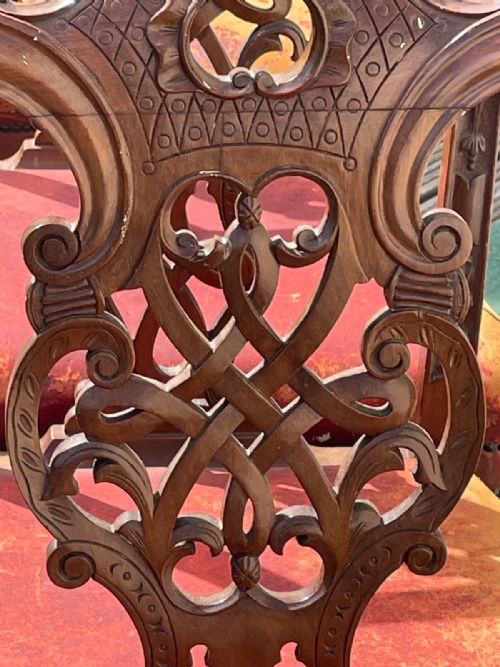 A FINE SET OF ANTIQUE MAHOGANY CHIPPENDALE STYLE DINING CHAIRS - ADDITIONAL PHOTO 5
