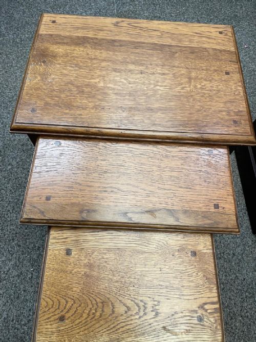 SOLID OAK NEST OF 3 TABLES - ADDITIONAL PHOTO 1