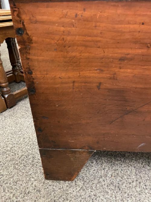 ANTIQUE ELM AND PINE COFFER - ADDITIONAL PHOTO 4