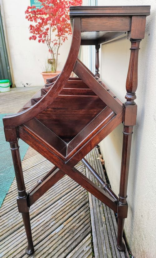 EDWARDIAN MAHOGANY LIBRARY BOOK TROUGH IN THE GEORGE III STYLE - ADDITIONAL PHOTO 6