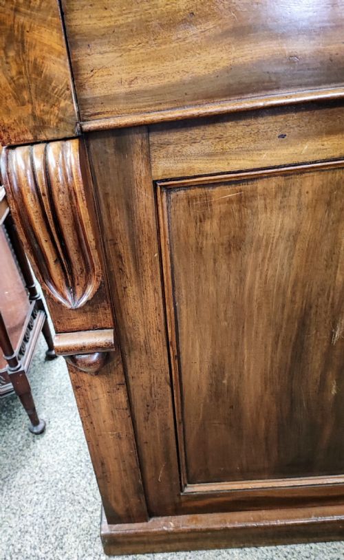 A FINE REGENCY MARBLE TOP MAHOGANY SIDE CABINET - ADDITIONAL PHOTO 9