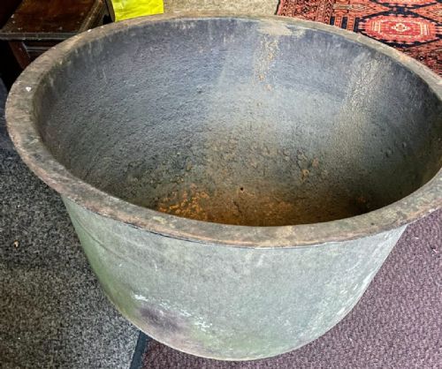 ANTIQUE LARGE CAST IRON CAULDRON - ADDITIONAL PHOTO 3