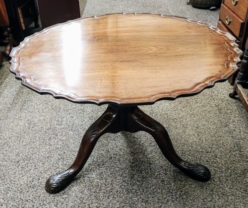 FINE 18C CARVED IRISH COFFEE TABLE - ADDITIONAL PHOTO 1