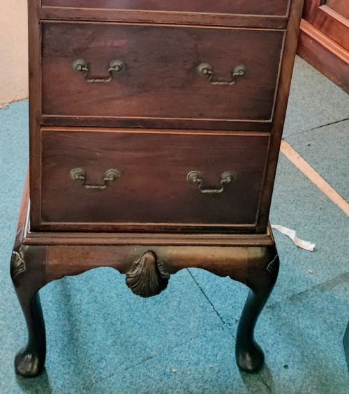 ANTIQUE MAHOGANY TALL CHEST OF DRAWERS - ADDITIONAL PHOTO 4