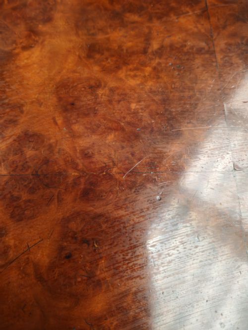 ANTIQUE SMALL WALNUT BOW FRONT CHEST WITH BRUSHING SLIDE - ADDITIONAL PHOTO 7