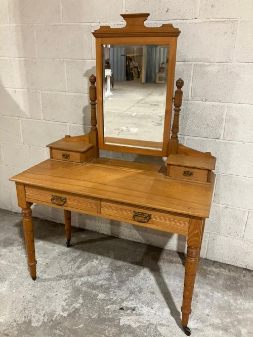 victorian maple and co ash dressing table - CATEGORY: ANTIQUE DRESSING TABLES - DATED 1890