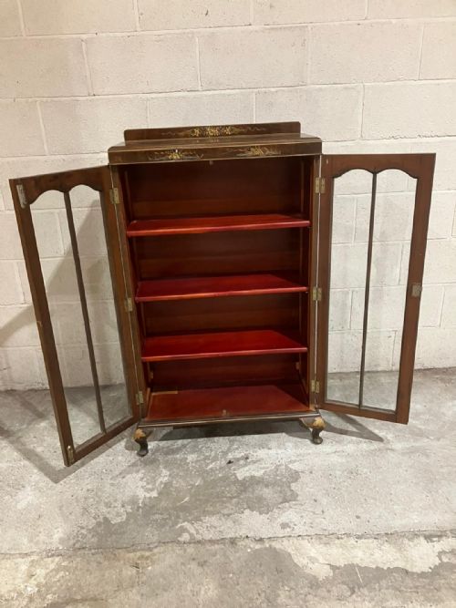 1920S PRETTY CHINOISERIE DISPLAY CABINET - ADDITIONAL PHOTO 3