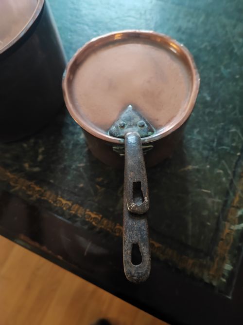 SET OF 3 GEORGIAN COPPER POT WITH LIDS - ADDITIONAL PHOTO 3
