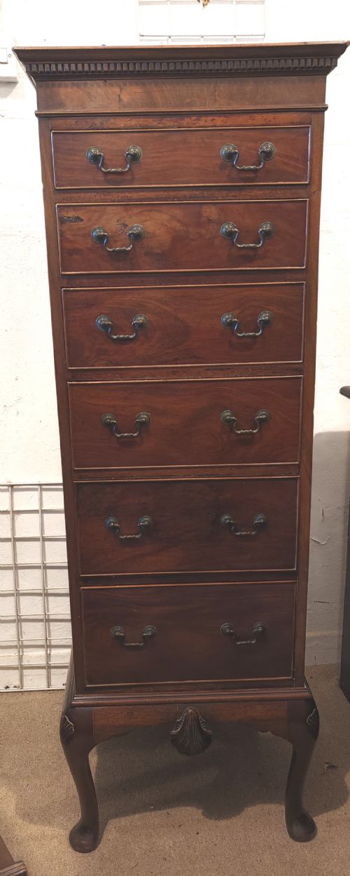 antique mahogany tall chest of drawers - CATEGORY: ANTIQUE CHEST OF DRAWERS - DATED 19TH CENTURY