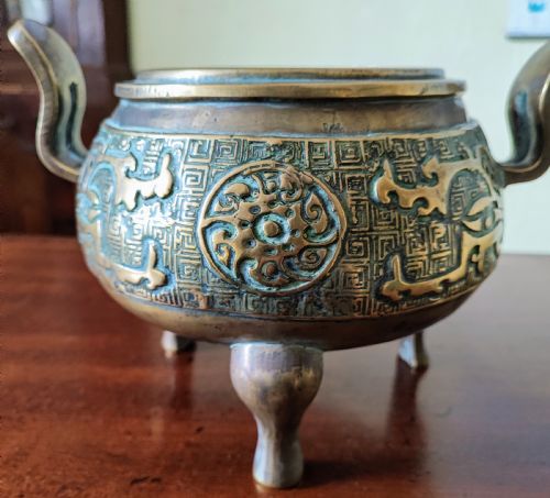 antique chinese bronze censor - CATEGORY: ANTIQUE METAL - DATED 19TH CENTURY