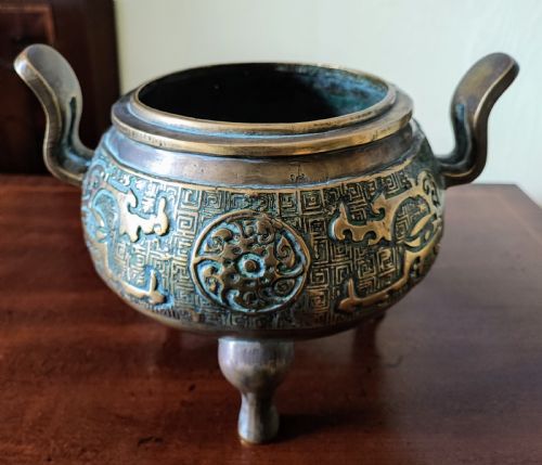 ANTIQUE CHINESE BRONZE CENSOR - ADDITIONAL PHOTO 3