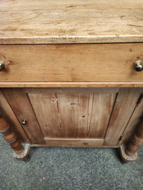 SMALL REGENCY PINE SIDE CABINET OR CHIFFONIER - ADDITIONAL PHOTO 7
