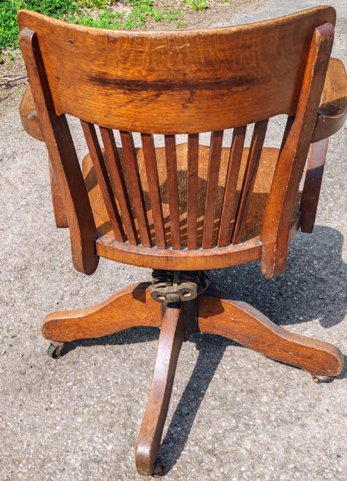 GOOD FULLY ADJUSTABLE OFFICE OR DESK SWIVEL CHAIR IN OAK - ADDITIONAL PHOTO 6