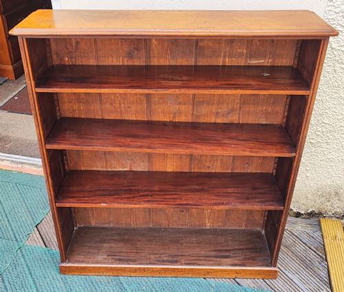 antique mahogany open bookcase - CATEGORY: ANTIQUE BOOKCASES - DATED 19TH CENTURY