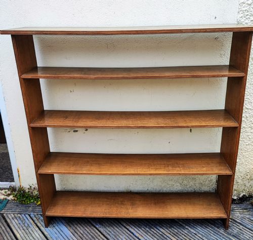 edwardian golden oak open bookcase - CATEGORY: ANTIQUE BOOKCASES - DATED EDWARDIAN