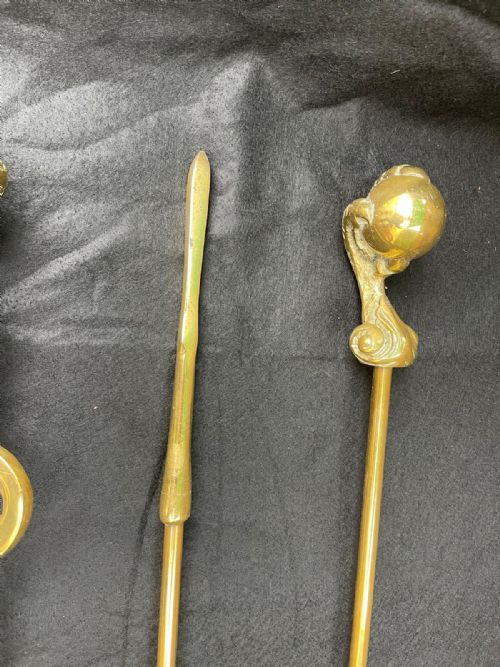 ANTIQUE SET OF BRASS FIRE IRONS - ADDITIONAL PHOTO 1
