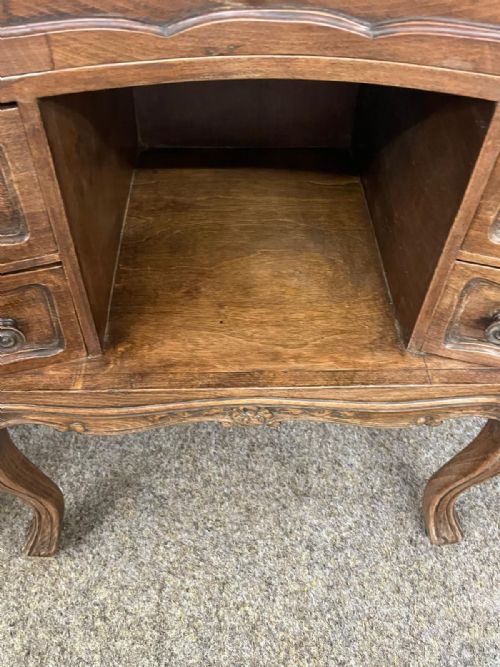 A PRETTY PAIR OF FRENCH BEDSIDE CABINETS - ADDITIONAL PHOTO 7
