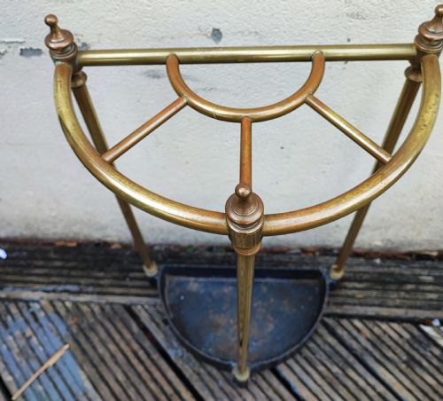 VICTORIAN BRASS AND IRON FIVE SECTION STICK OR UMBRELLA STAND - ADDITIONAL PHOTO 2