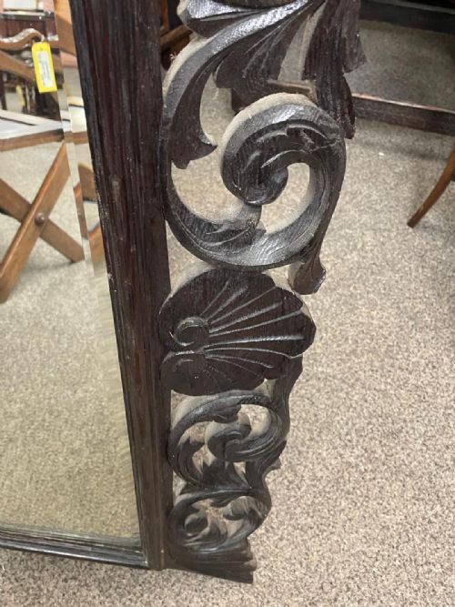 ANTIQUE MIRROR WITH A FRENCH CARVED OAK FRAME - ADDITIONAL PHOTO 3