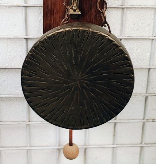 ANTIQUE OAK AND BRASS DINNER GONG - ADDITIONAL PHOTO 2