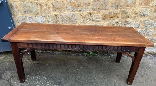 A PINE DINING TABLE - ADDITIONAL PHOTO 1