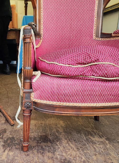 SUPERB FRENCH MAHOGANY WING ARMCHAIR - ADDITIONAL PHOTO 3